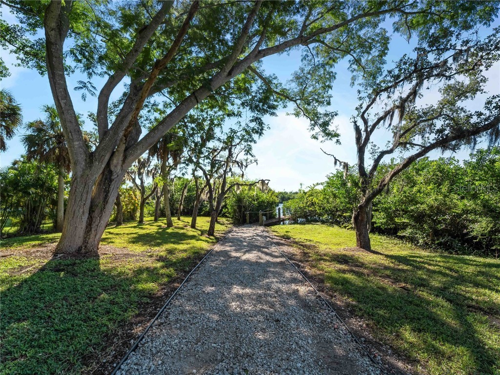 1313 Driftwood Drive North Fort Myers FL 33903 - CALOOSAHATCHEE RIVER C7516765 image59