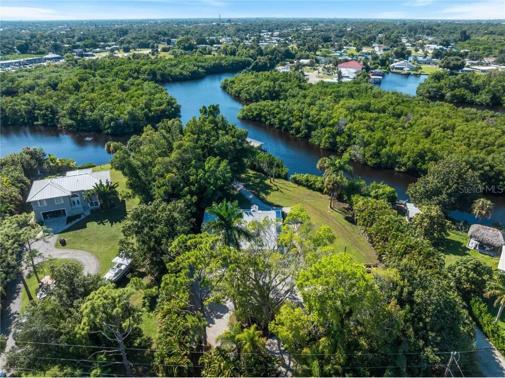 1313 Driftwood Drive North Fort Myers FL 33903 - CALOOSAHATCHEE RIVER C7516765 image62