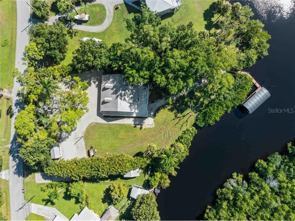 1313 Driftwood Drive North Fort Myers FL 33903 - CALOOSAHATCHEE RIVER C7516765 image69