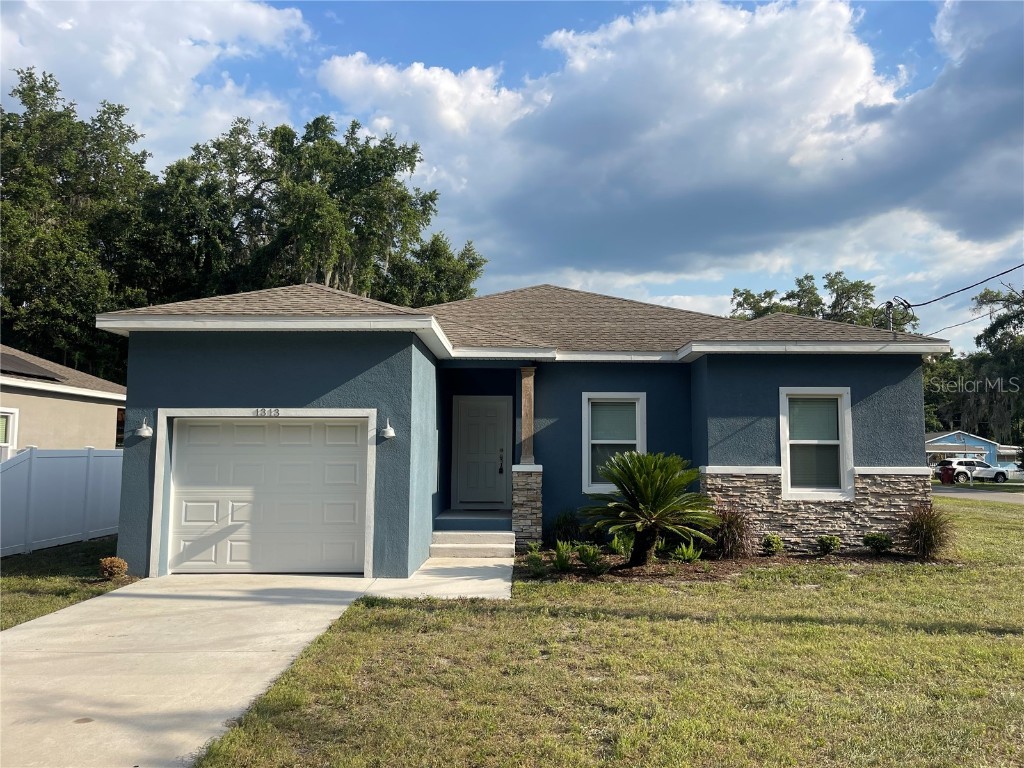 1313 E Young Street Plant City FL 33563 T3529349 image1