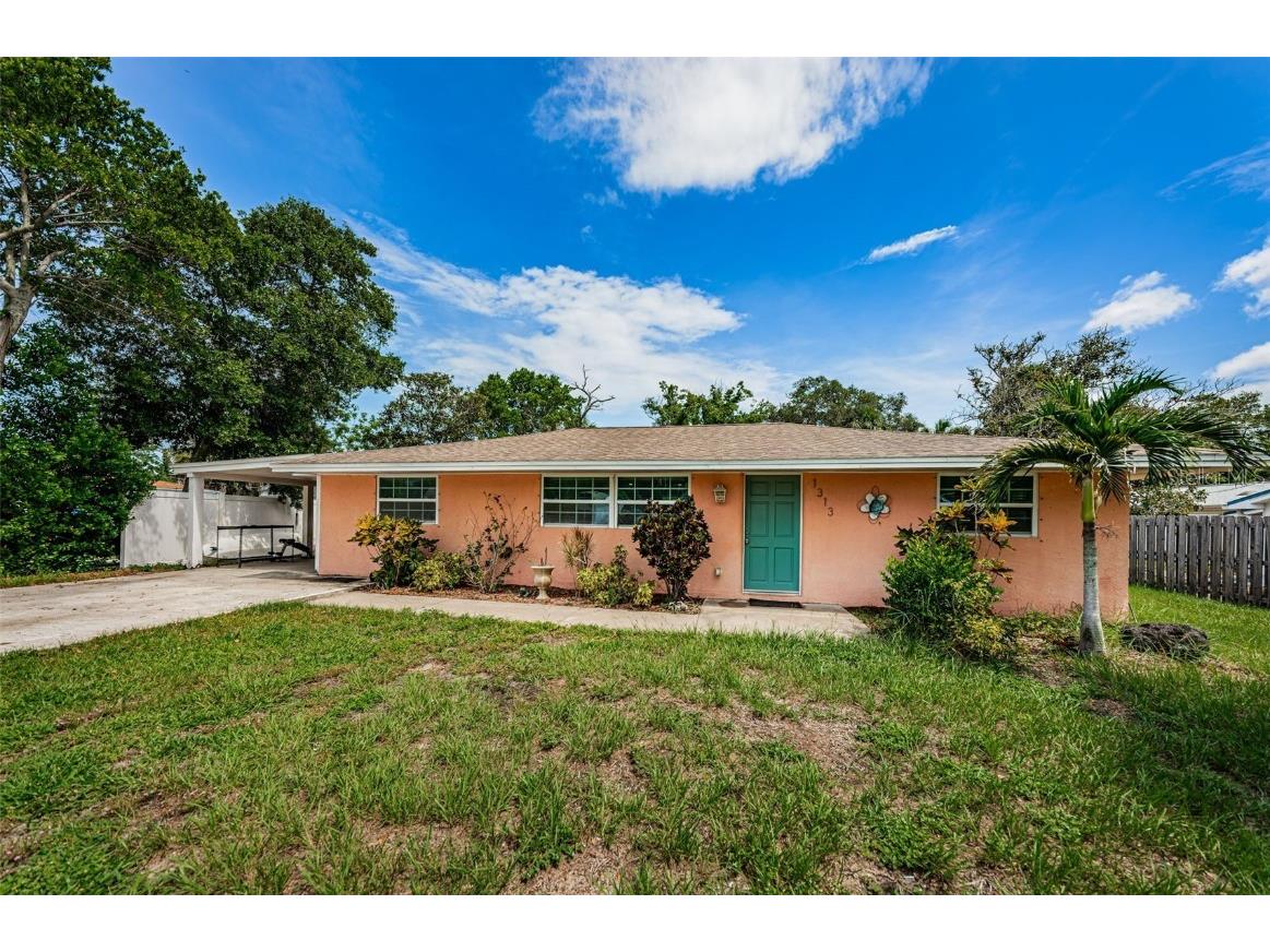 1313 Florida Avenue Palm Harbor FL 34683 T3464052 image1