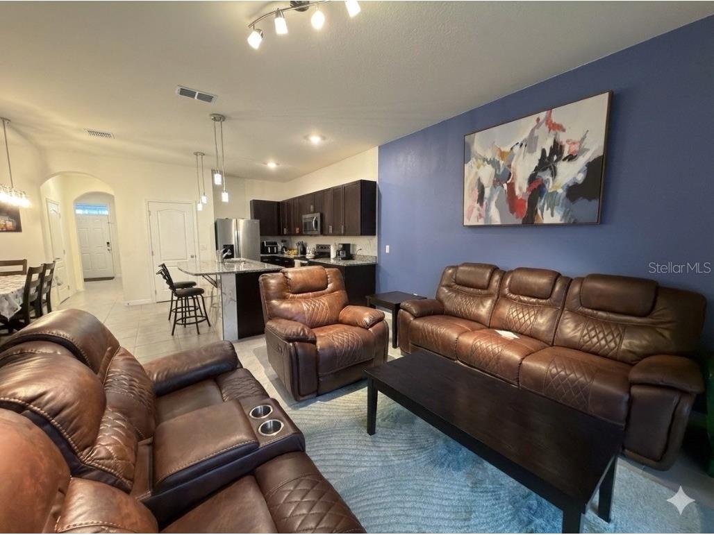 1313 Isleta Loop Kissimmee FL 34741 OM716223 image5