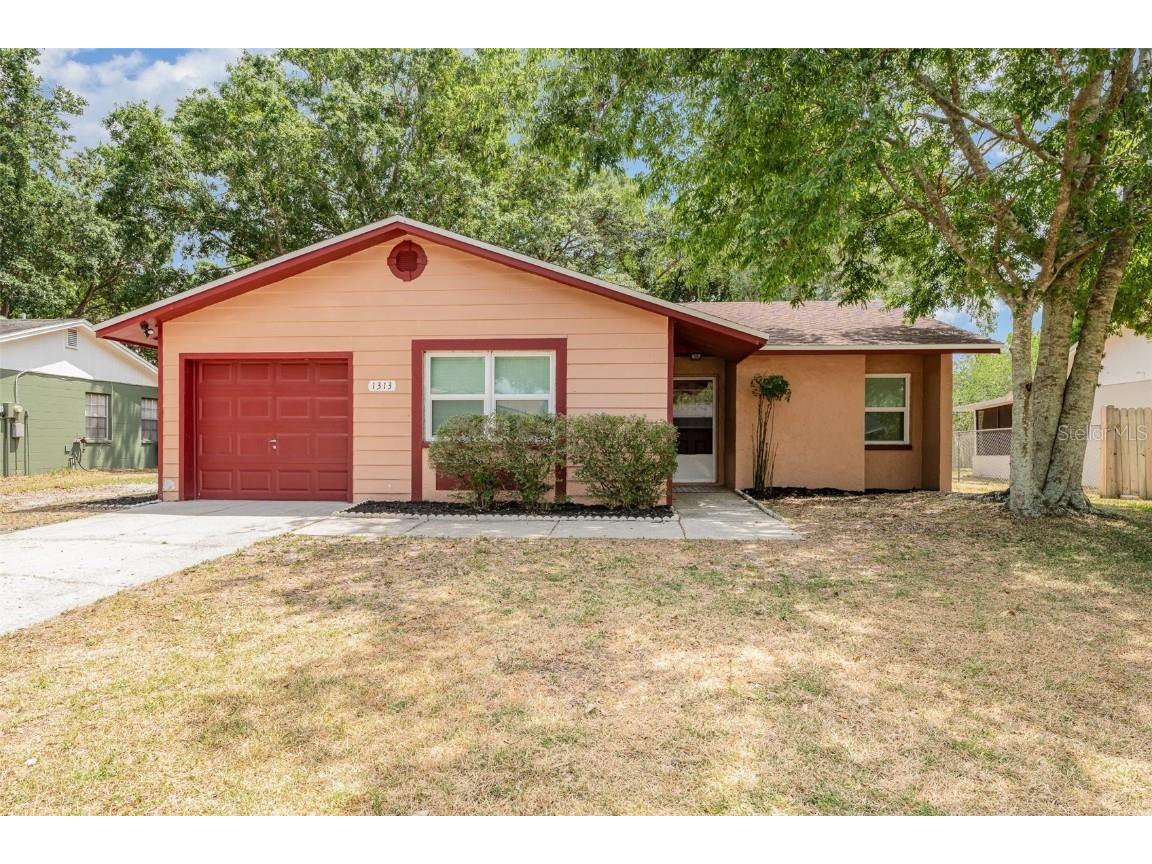 1313 Periwinkle Court Lakeland FL 33811 TB8380642 image1