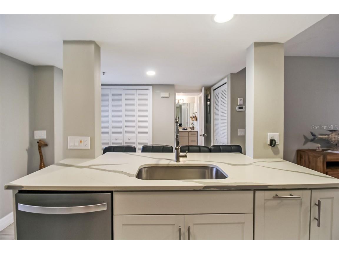 1313 Siesta Bayside Drive #1313-D Sarasota FL 34242 A4594318 image10