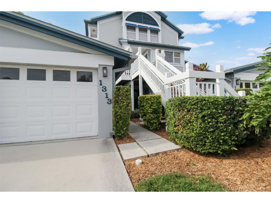 1313 Siesta Bayside Drive #1313-D Sarasota FL 34242 A4594318 image2