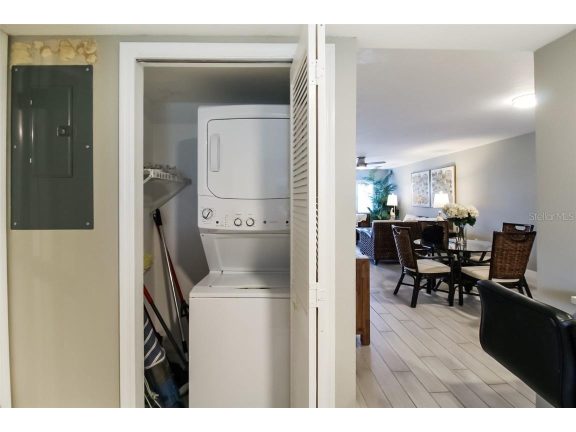 1313 Siesta Bayside Drive #1313-D Sarasota FL 34242 A4594318 image21