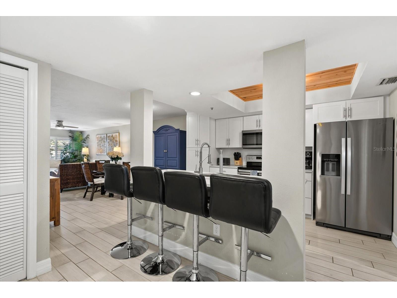 1313 Siesta Bayside Drive #1313D Sarasota FL 34242 - INTERCOASTAL WATERWAY A4678960 image2