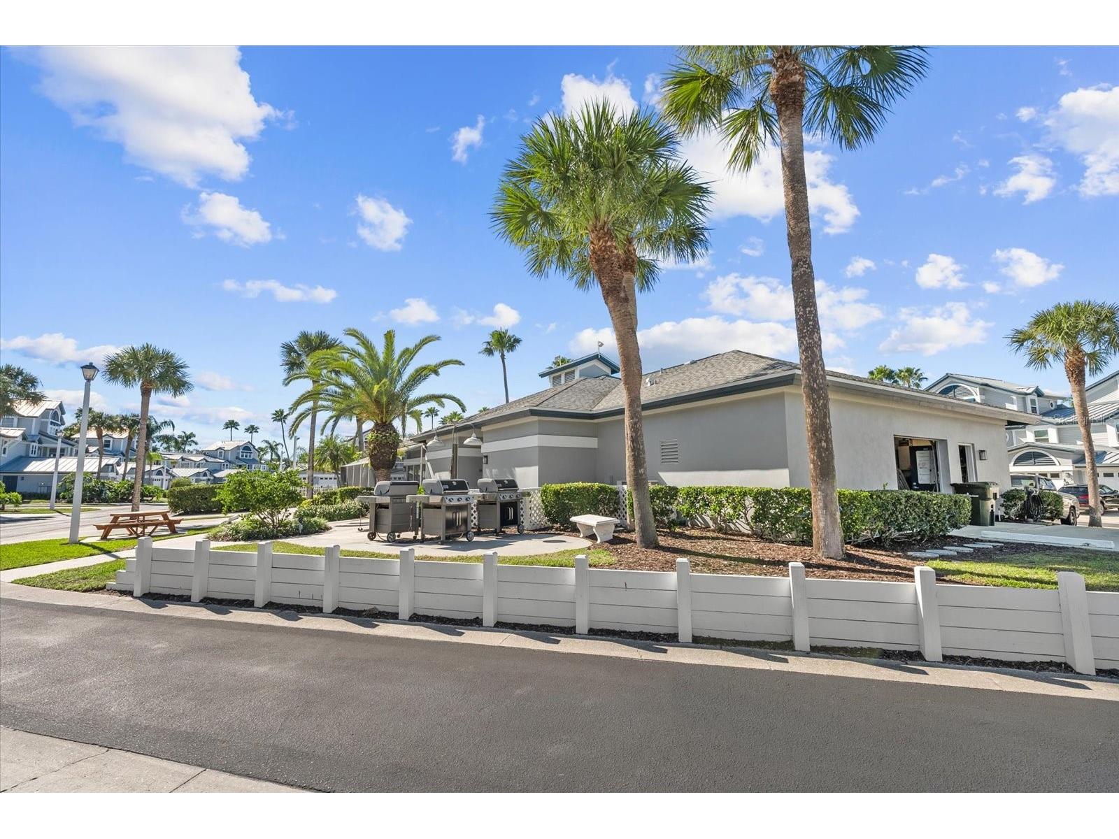 1313 Siesta Bayside Drive #1313D Sarasota FL 34242 - INTERCOASTAL WATERWAY A4678960 image37