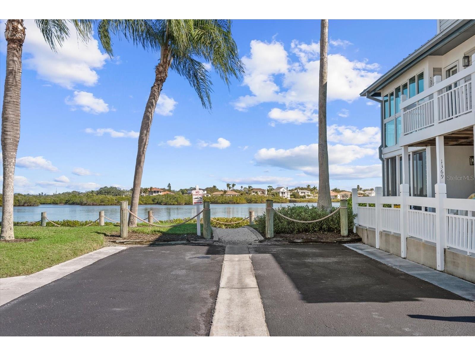 1313 Siesta Bayside Drive #1313D Sarasota FL 34242 - INTERCOASTAL WATERWAY A4678960 image38