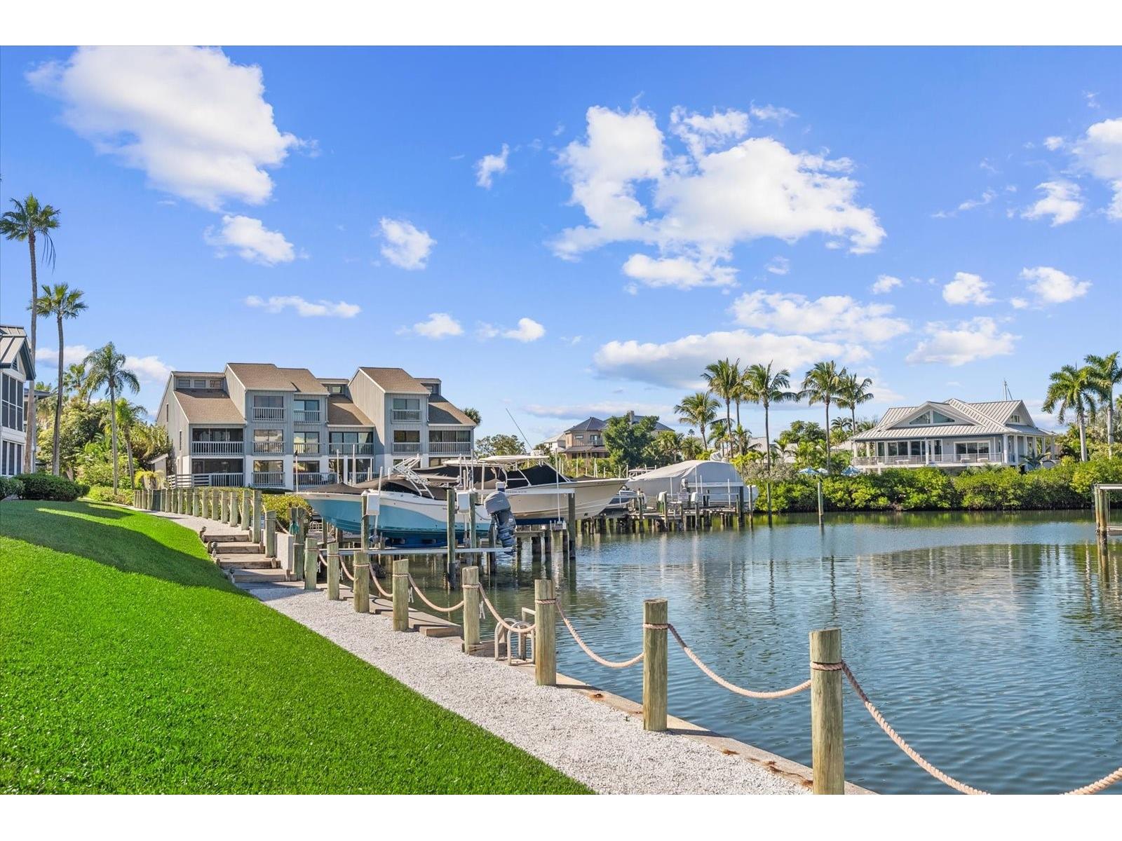 1313 Siesta Bayside Drive #1313D Sarasota FL 34242 - INTERCOASTAL WATERWAY A4678960 image43