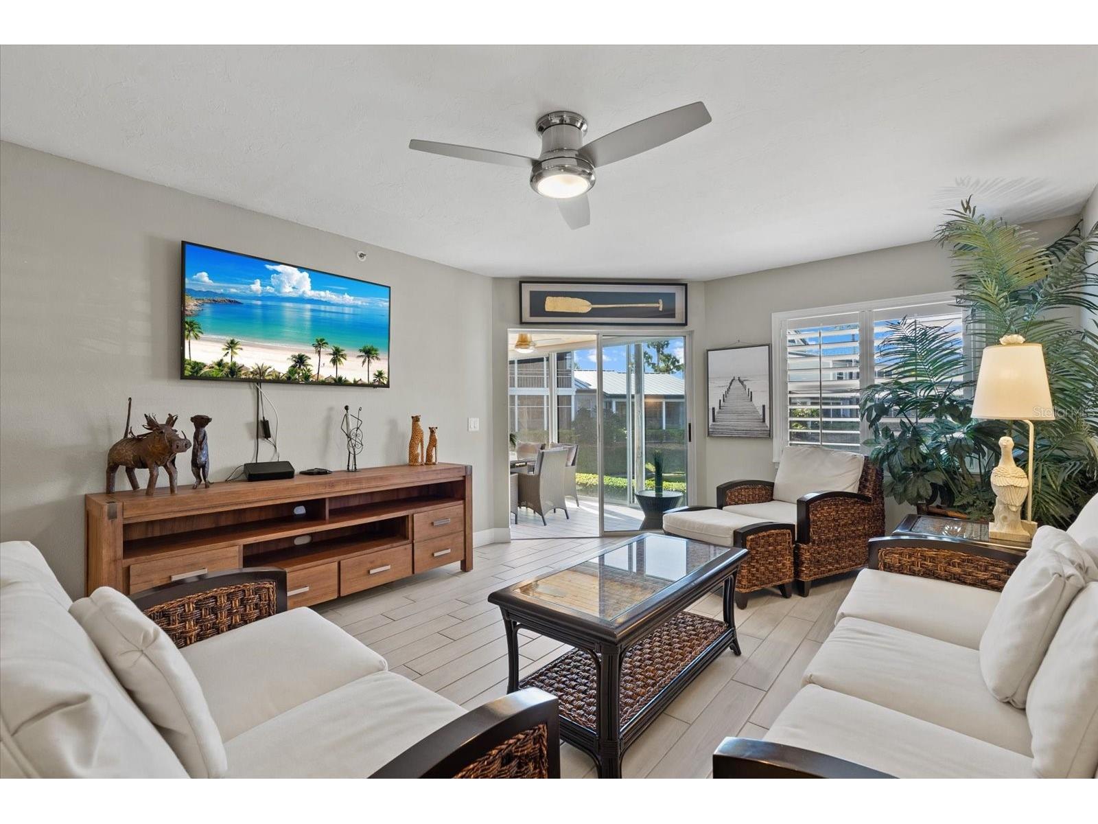 1313 Siesta Bayside Drive #1313D Sarasota FL 34242 - INTERCOASTAL WATERWAY A4678960 image9