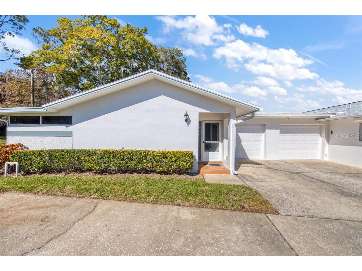 1313 Whitebridge Drive #D Palm Harbor FL 34684 - TARPON LAKE U8229572 image1