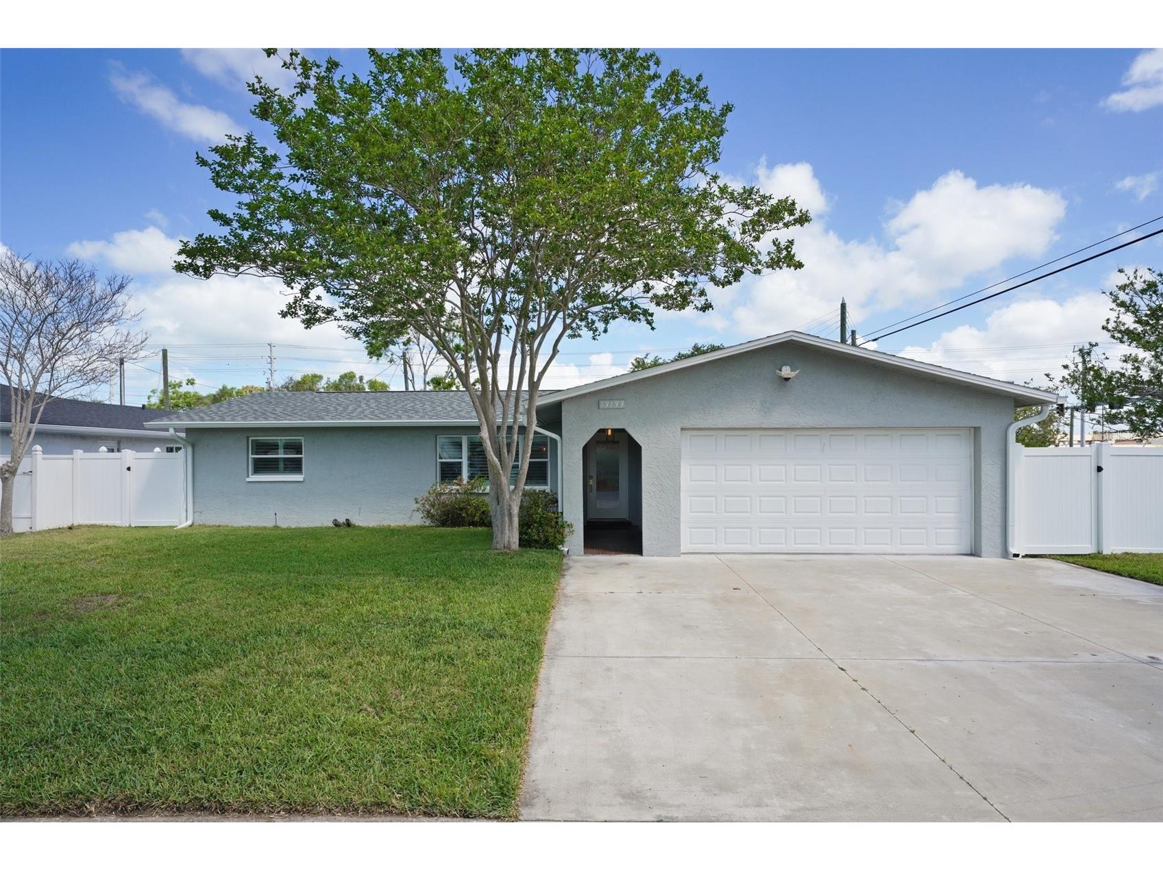 13133 Dorchester Drive Seminole FL 33776 TB8494078 image1