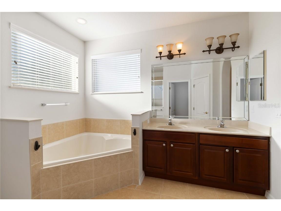 13139 Hatherton Circle Orlando FL 32832 O6360583 image26