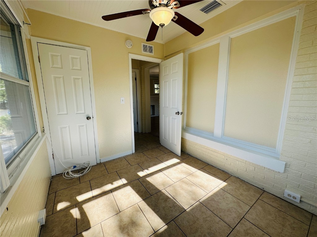 1314 12th Avenue S #B Saint Petersburg FL 33705 TB8414100 image11