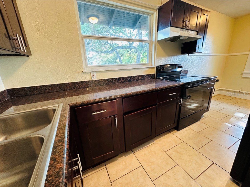 1314 12th Avenue S #B Saint Petersburg FL 33705 TB8414100 image4