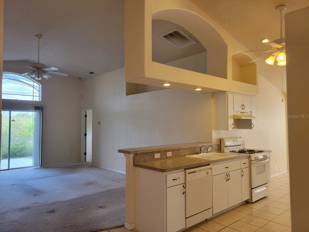 1314 Avonwood Court Lutz FL 33559 TB8513207 image3