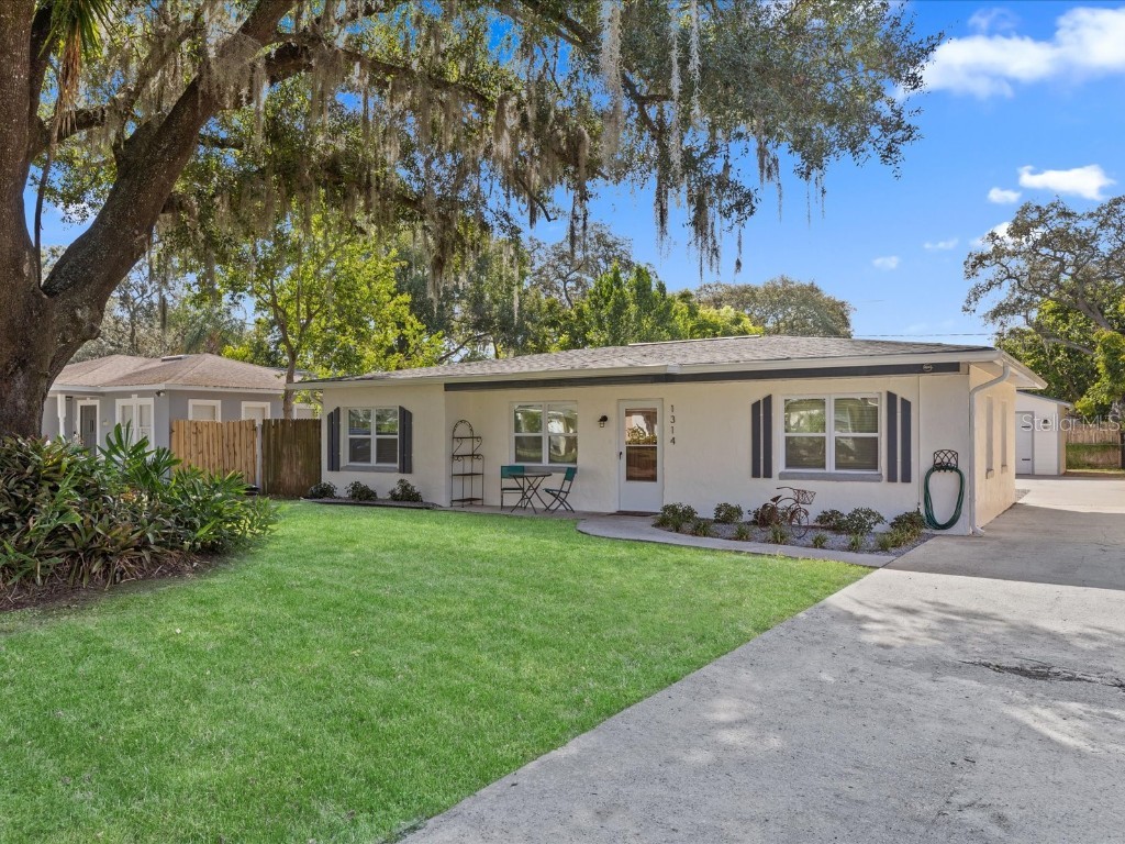 1314 Divot Lane Tampa FL 33612 T3505274 image1