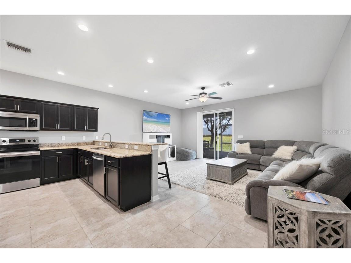 1314 Grantham Drive Sarasota FL 34234 A4672819 image5