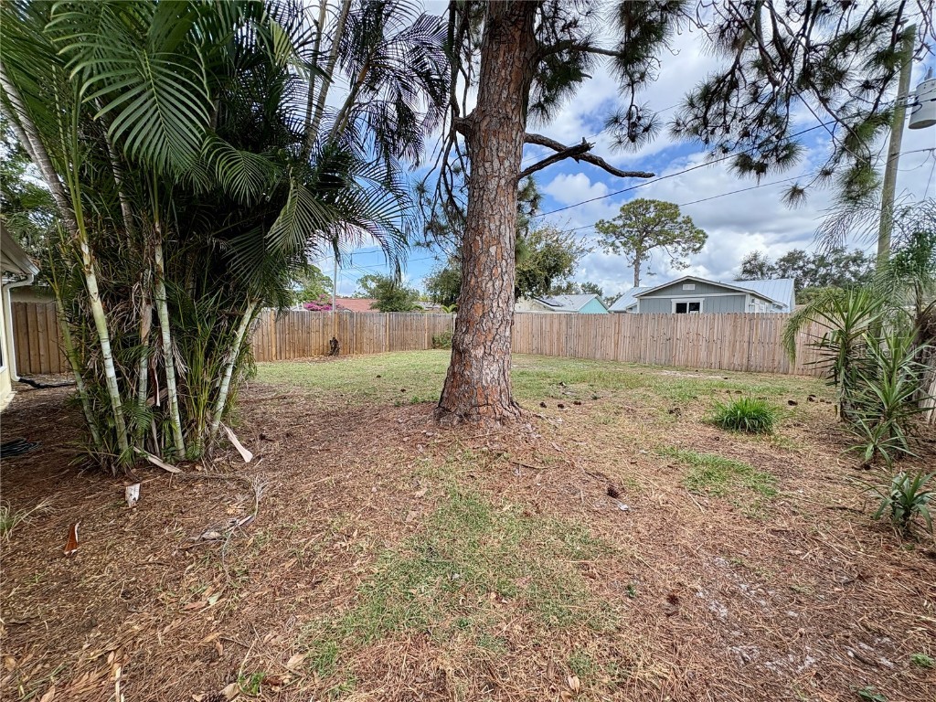 1314 N Brink Avenue Sarasota FL 34237 A4669931 image17