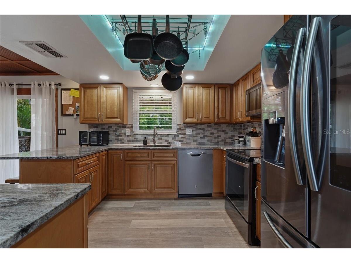 1314 Oleander Drive Tarpon Springs FL 34689 W7884679 image19