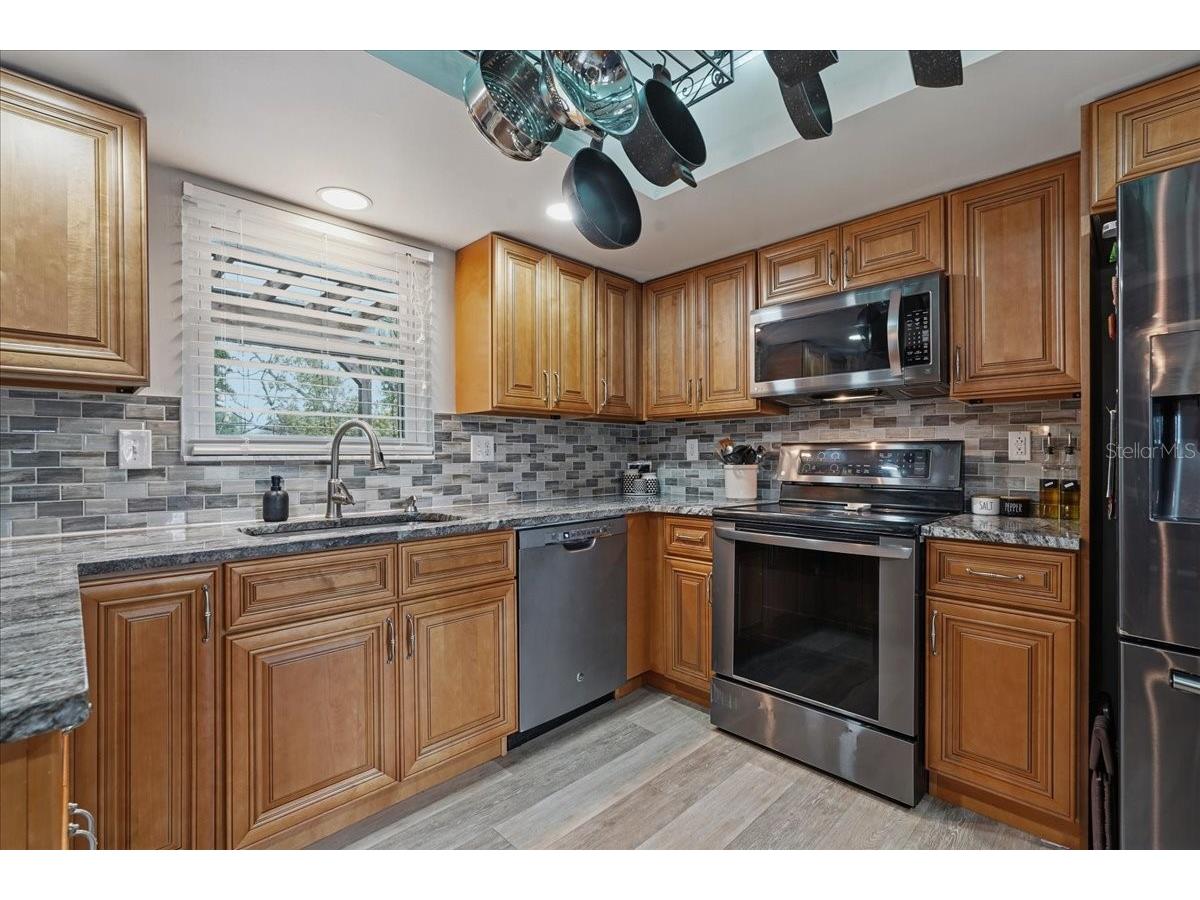1314 Oleander Drive Tarpon Springs FL 34689 W7884679 image22