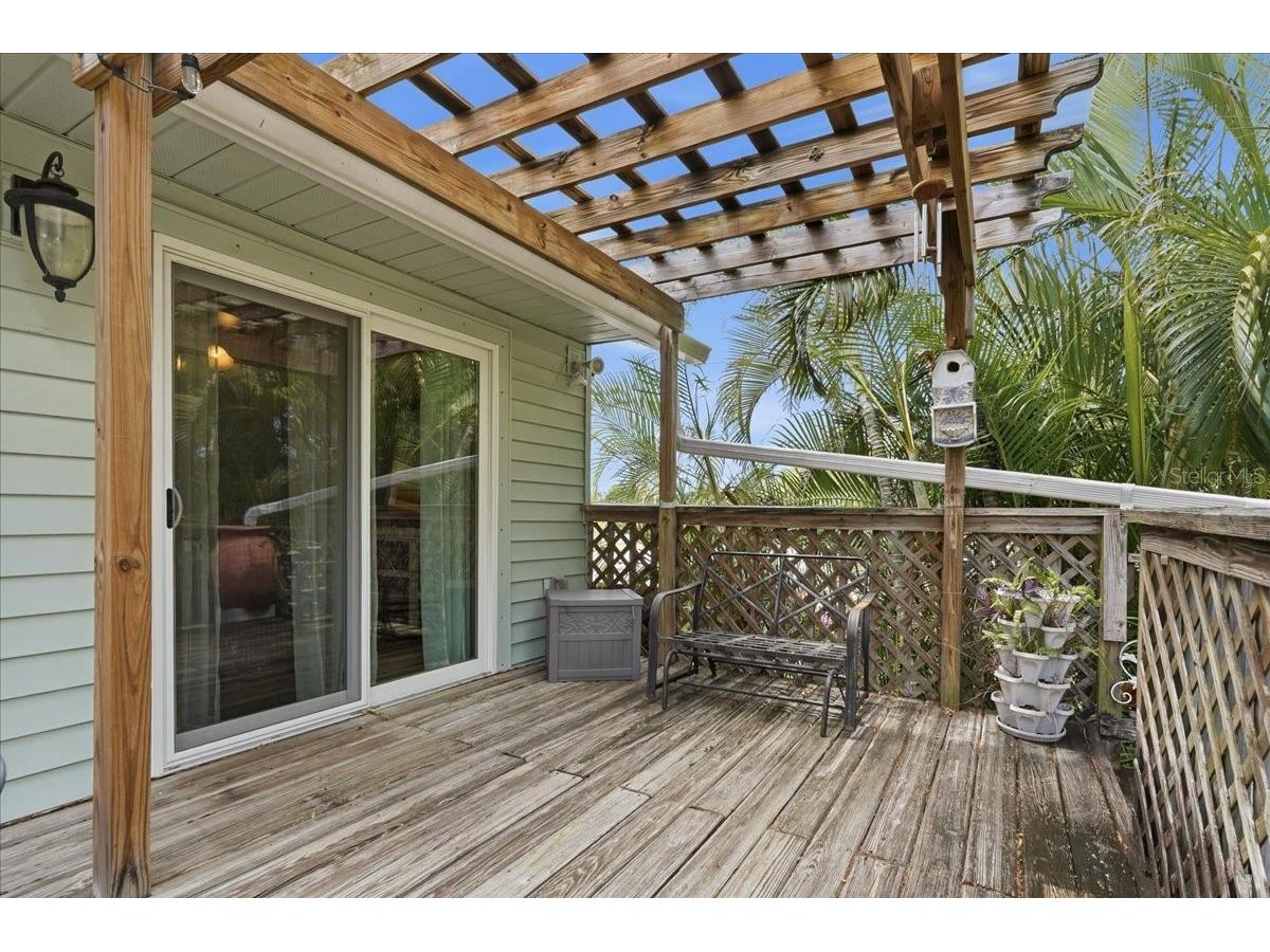 1314 Oleander Drive Tarpon Springs FL 34689 W7884679 image44