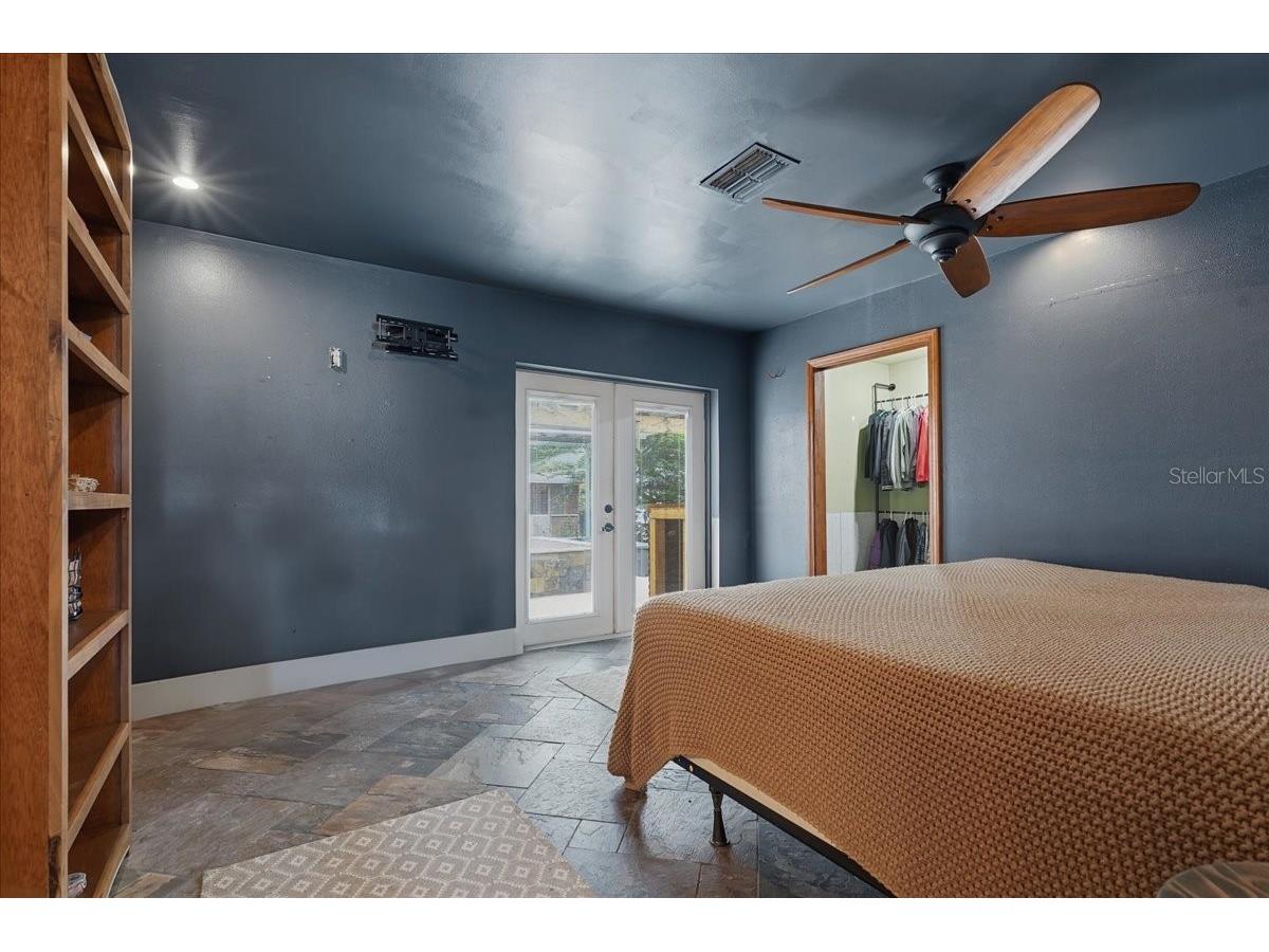 1314 Oleander Drive Tarpon Springs FL 34689 W7884679 image48