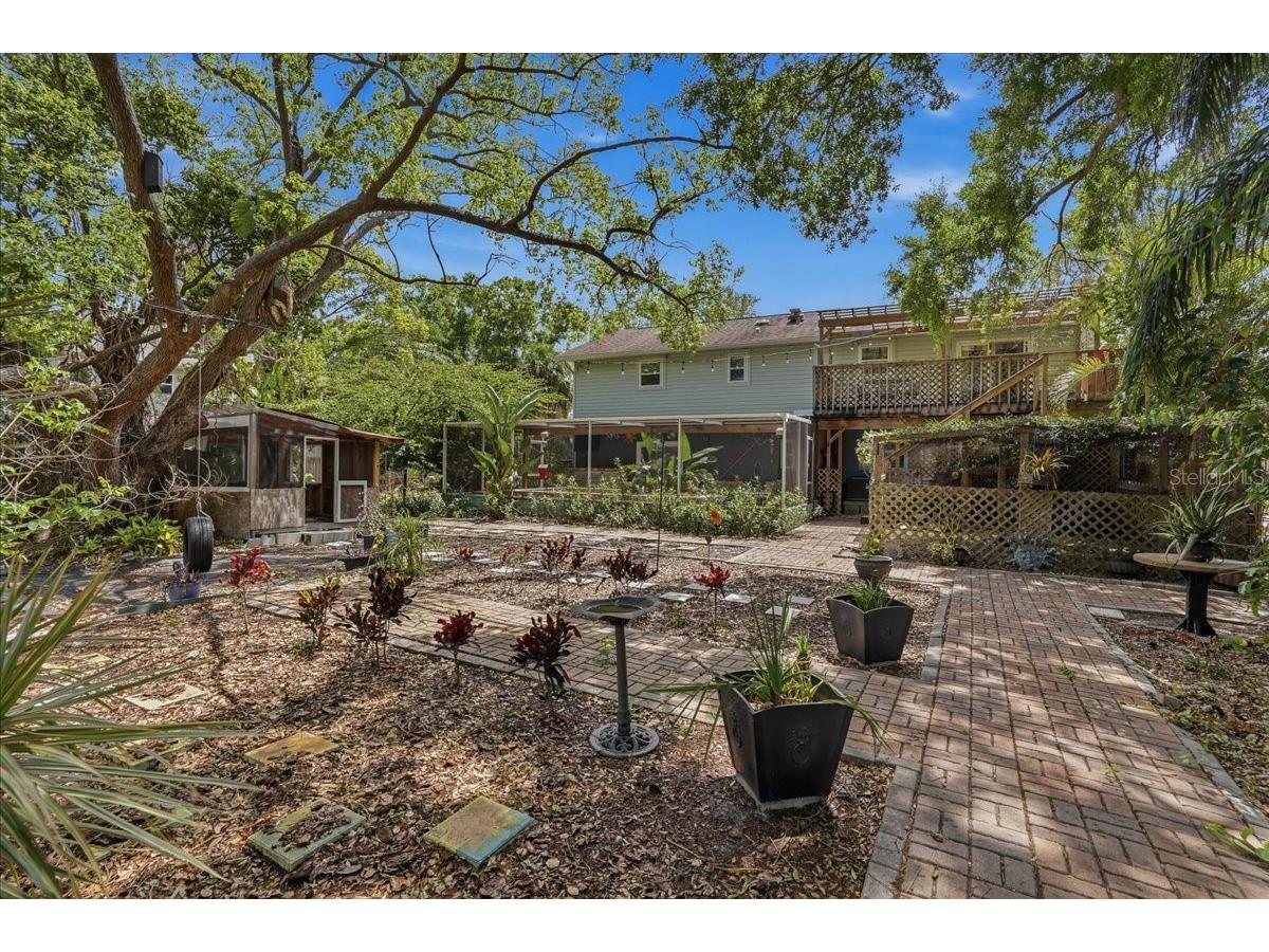 1314 Oleander Drive Tarpon Springs FL 34689 W7884679 image59