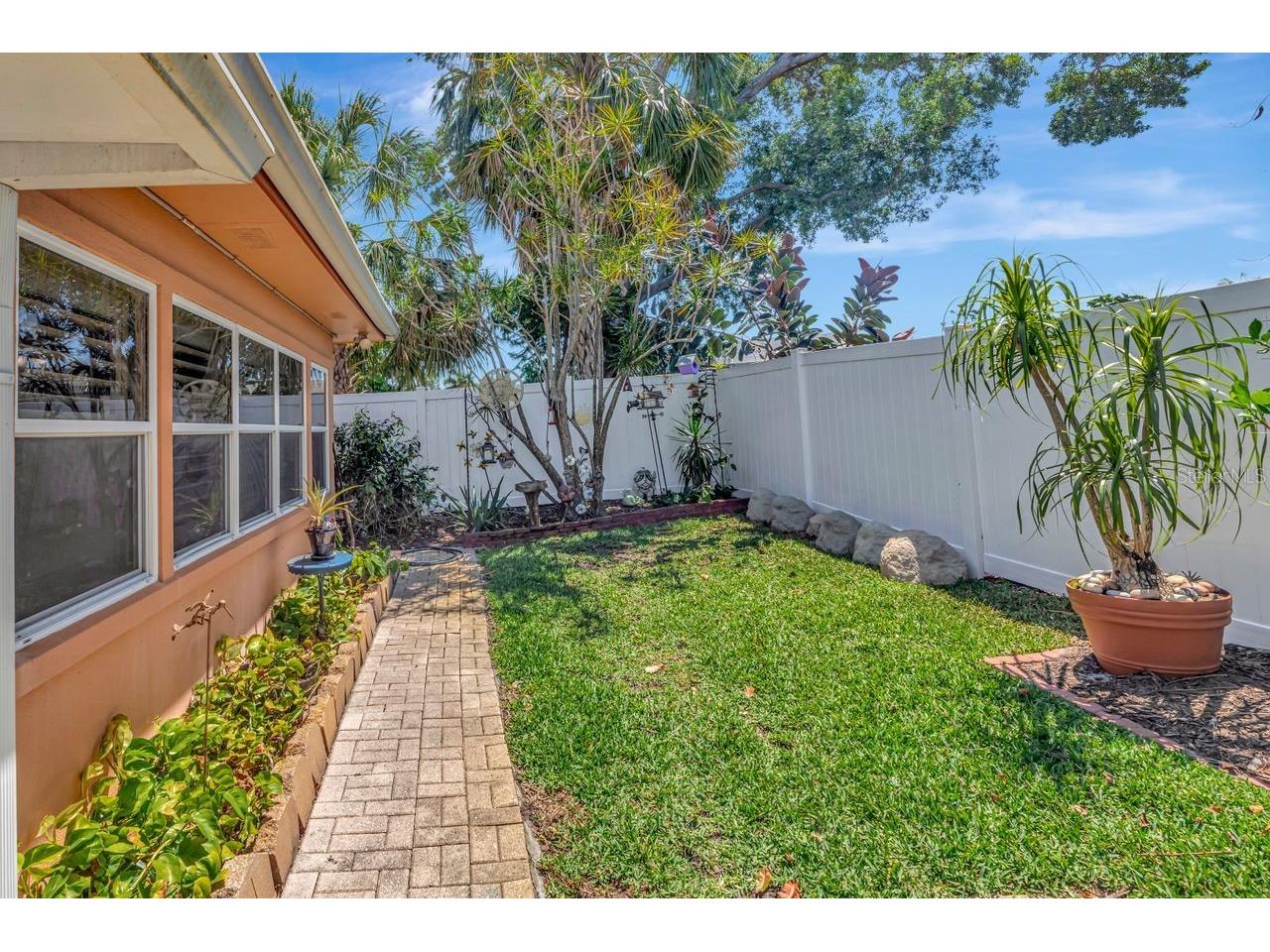 13140 111th Lane Largo FL 33778 TB8499426 image24
