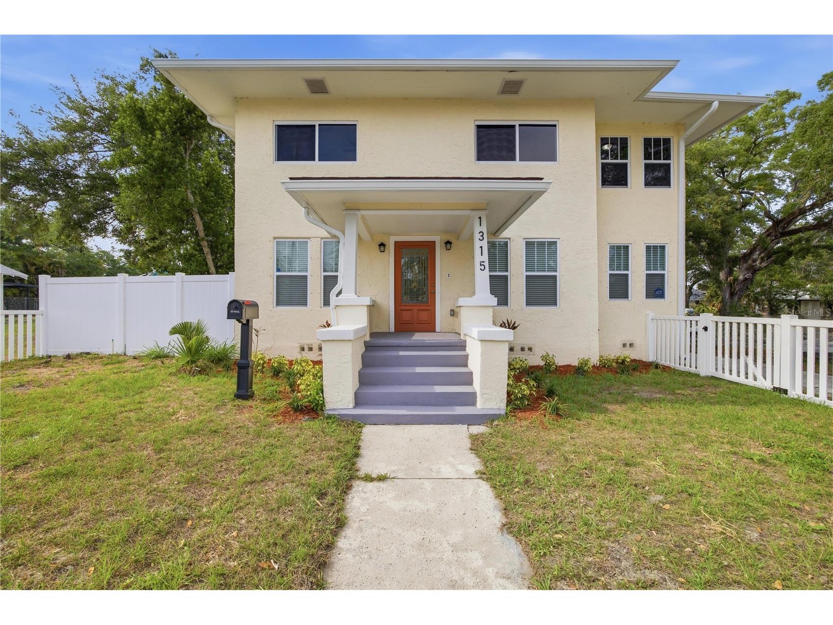 1315 22nd Avenue S Saint Petersburg FL 33705 TB8507777 image1