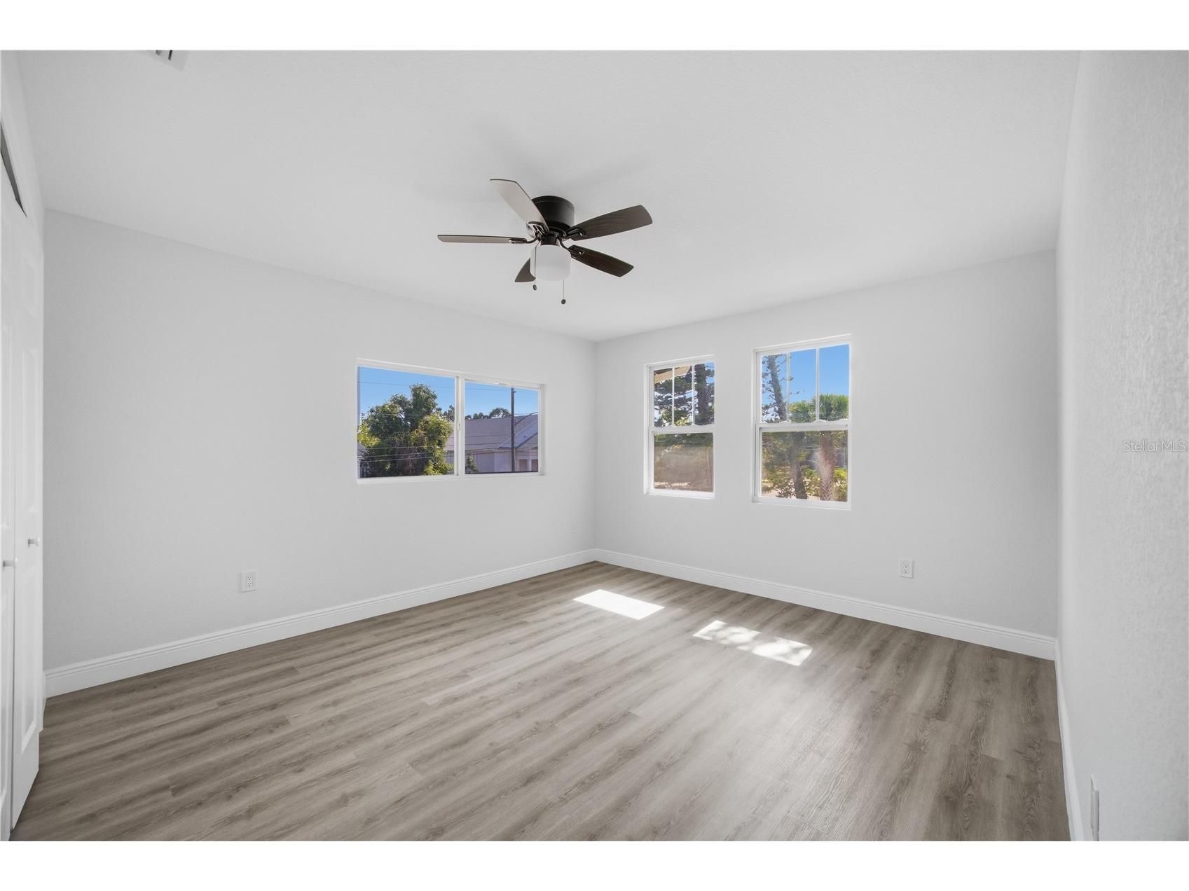 1315 22nd Avenue S Saint Petersburg FL 33705 TB8507777 image26