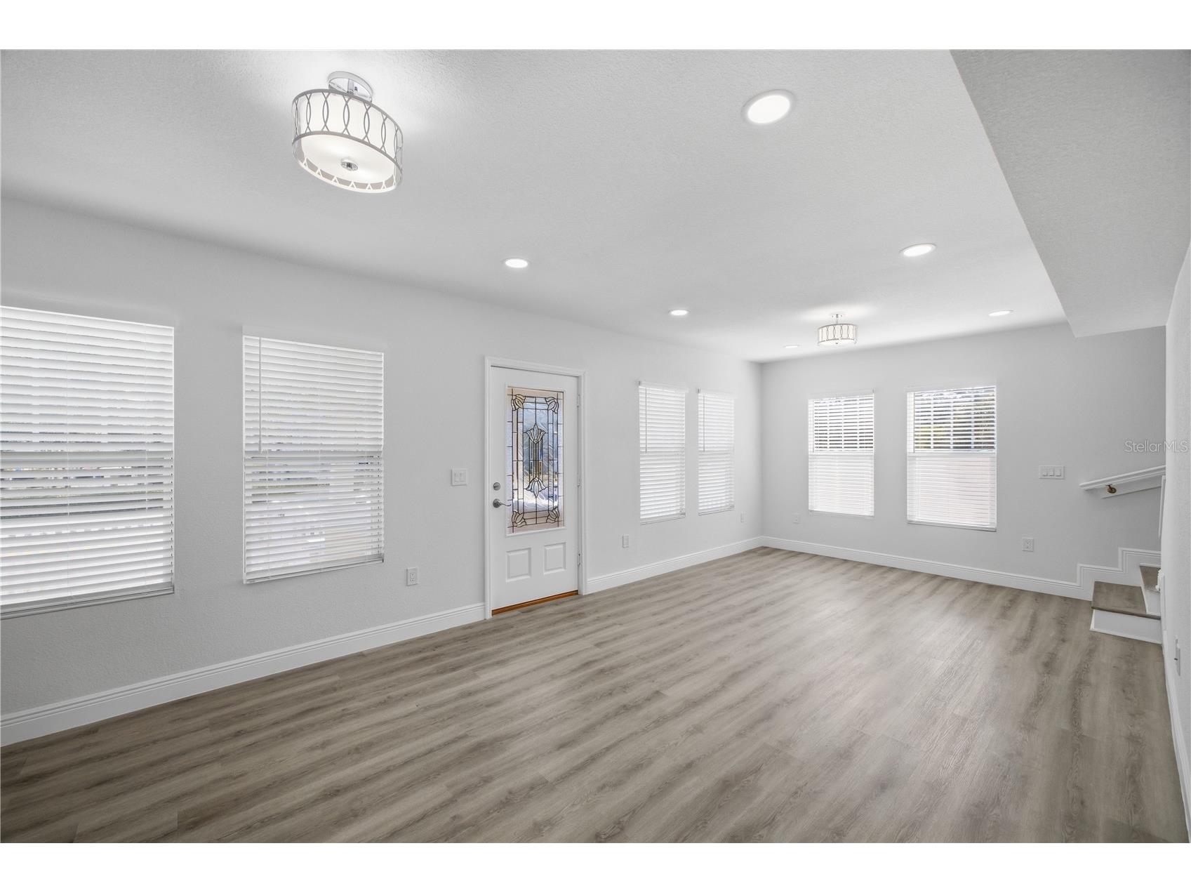 1315 22nd Avenue S Saint Petersburg FL 33705 TB8507777 image8