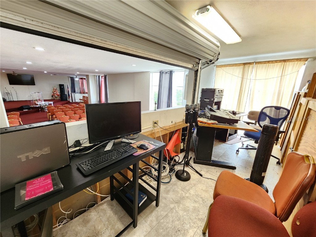 1315 9th Avenue N Saint Petersburg FL 33705 U8233848 image21