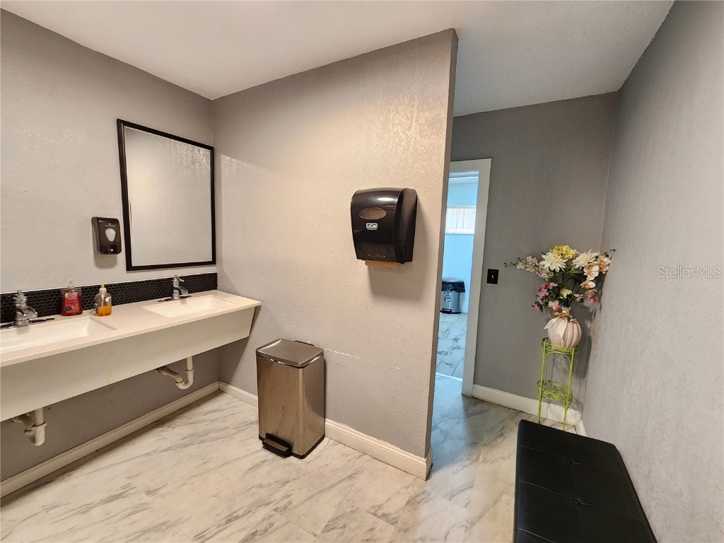 1315 9th Avenue N Saint Petersburg FL 33705 U8233848 image36