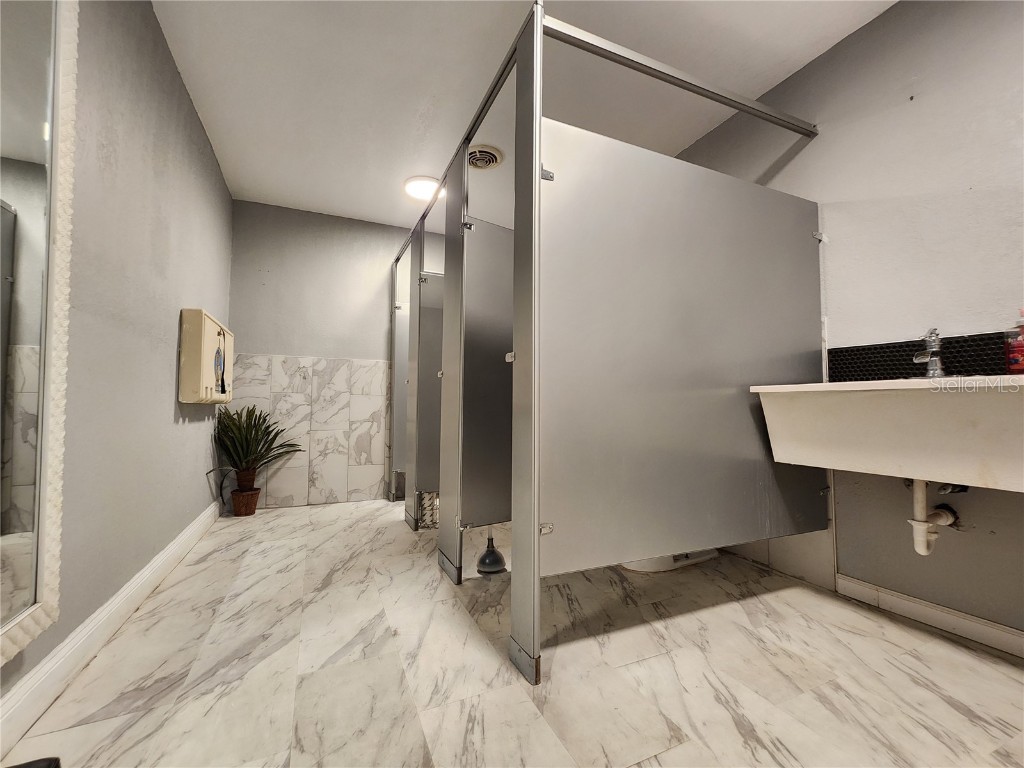 1315 9th Avenue N Saint Petersburg FL 33705 U8233848 image39