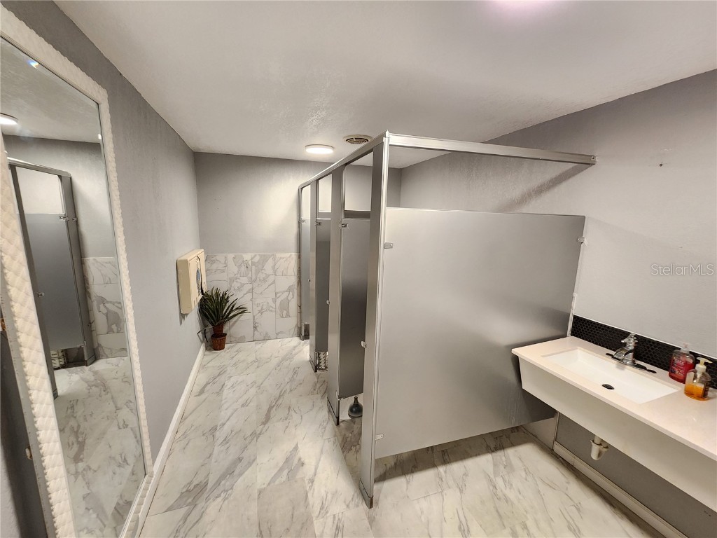 1315 9th Avenue N Saint Petersburg FL 33705 U8233848 image40