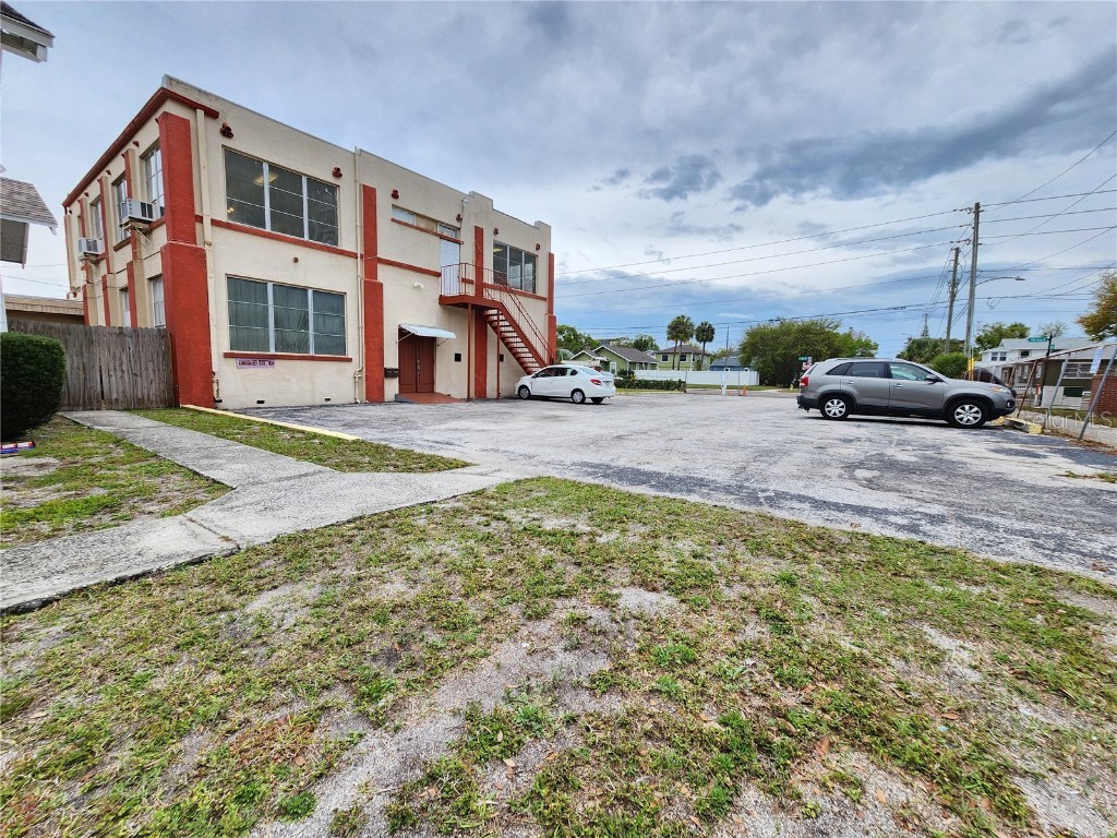 1315 9th Avenue N Saint Petersburg FL 33705 U8233848 image73