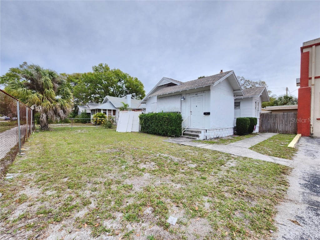 1315 9th Avenue N Saint Petersburg FL 33705 U8233848 image75