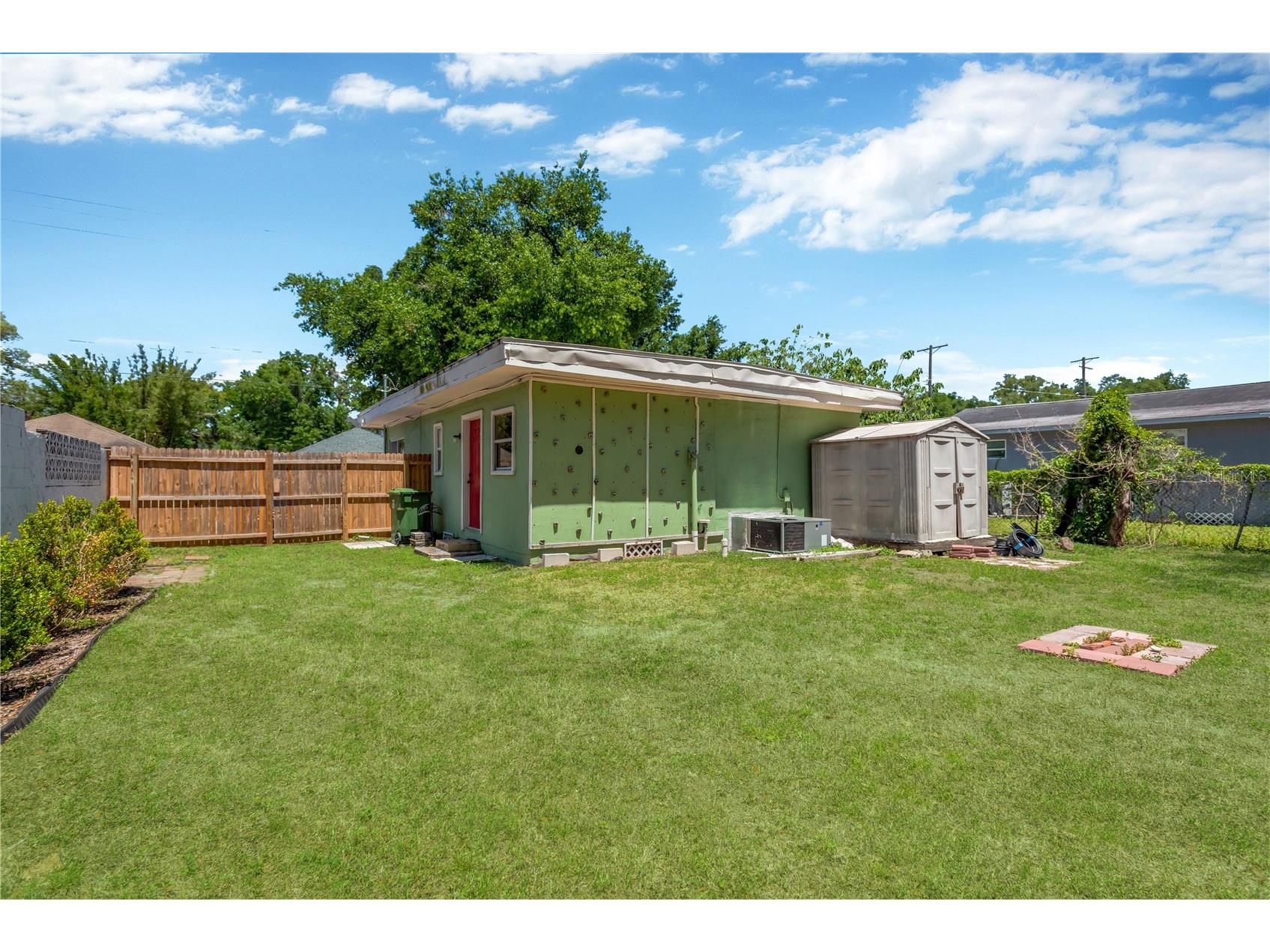 1315 E Osborne Avenue Tampa FL 33603 TB8498547 image16