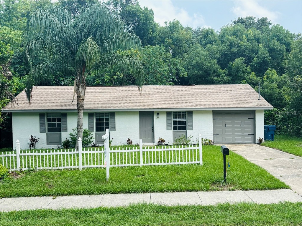 1315 E Voorhis Avenue Deland FL 32724 V4937457 image1