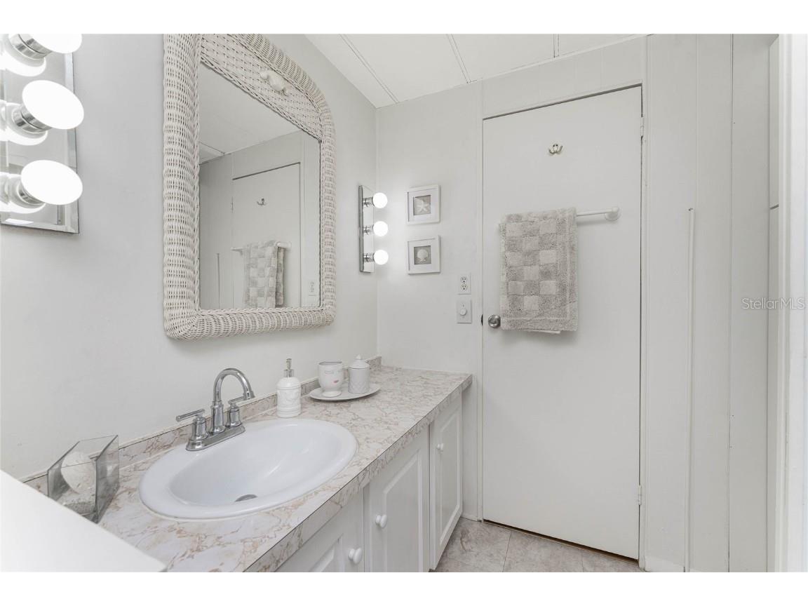 1315 Flamingo Drive Englewood FL 34224 - REDFISH CANAL D6144779 image17