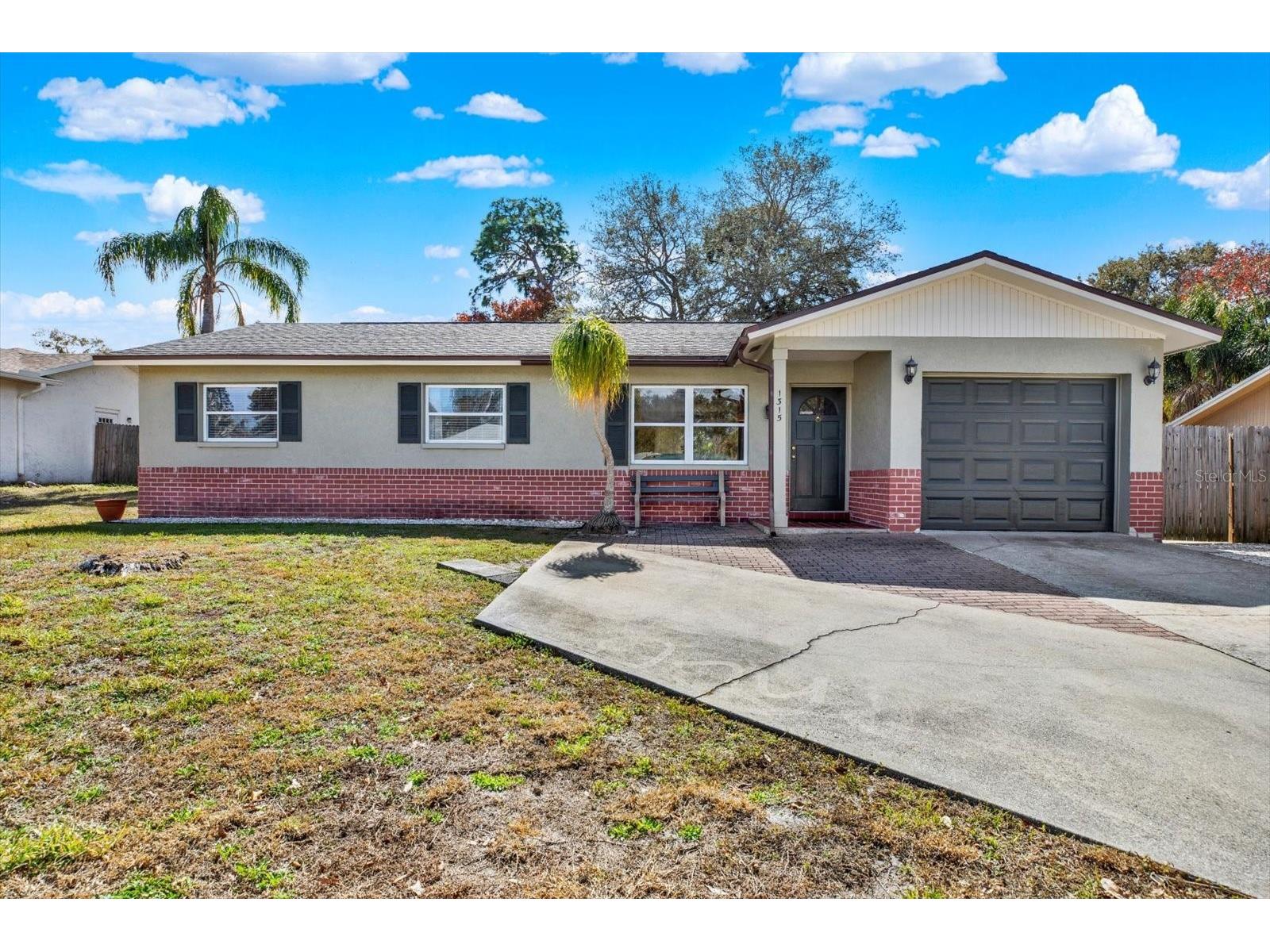 1315 Gulfview Woods Lane Tarpon Springs FL 34689 TB8479220 image1
