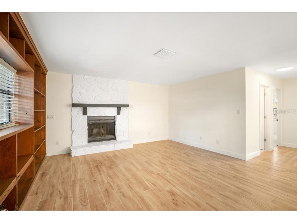 1315 Juniper Circle Plant City FL 33563 TB8441874 image16