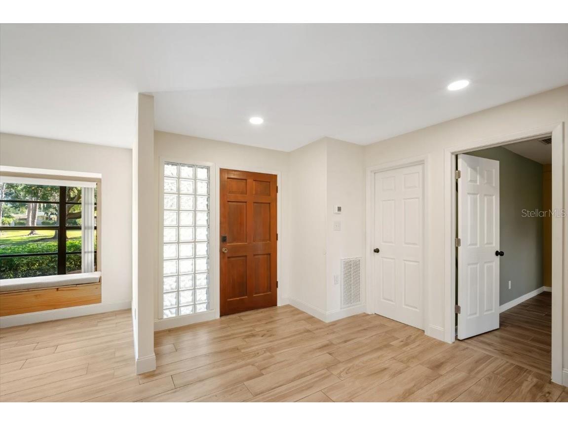 1315 Juniper Circle Plant City FL 33563 TB8441874 image5