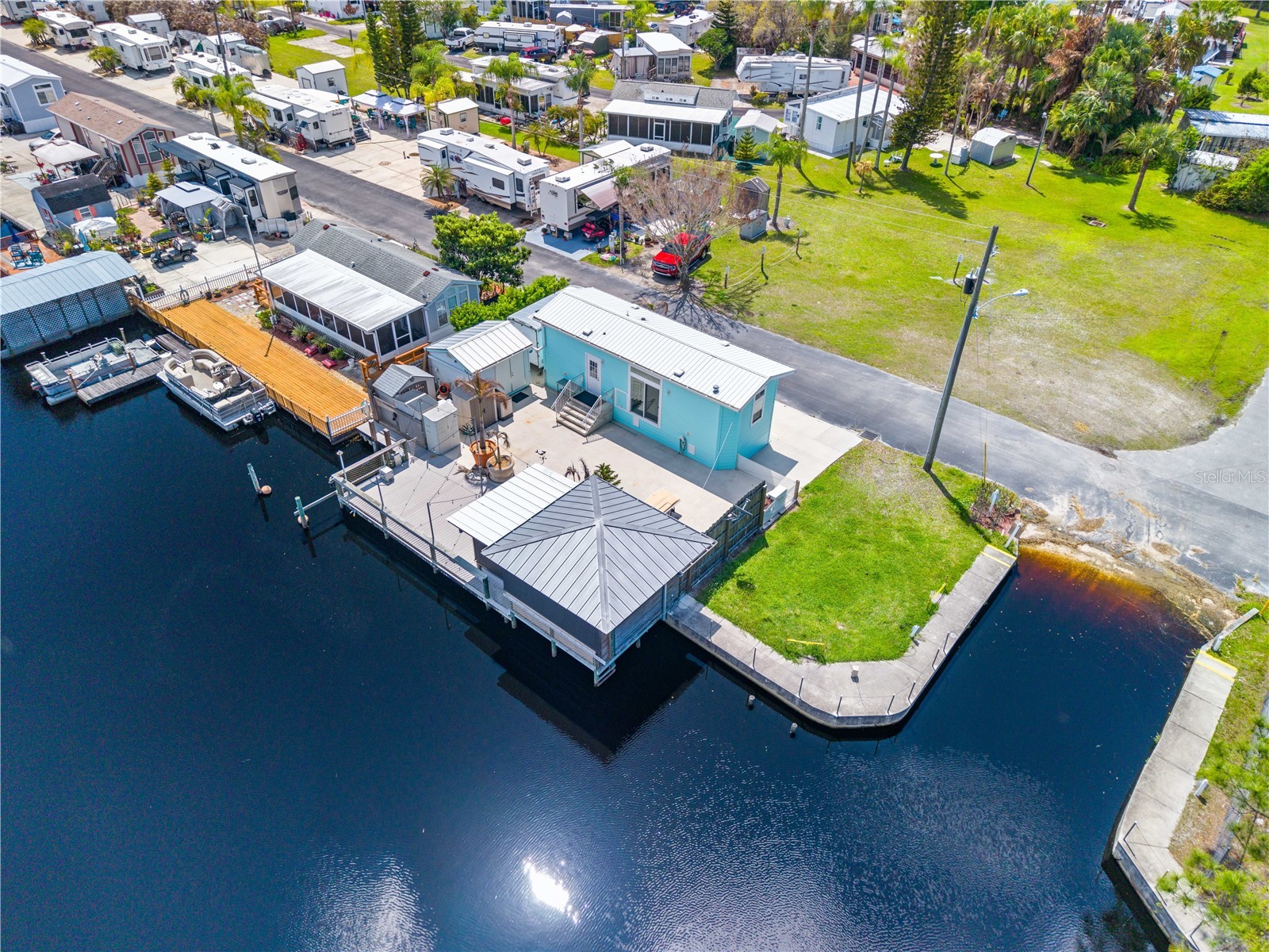 1315 Pine Island Dr N Saint Cloud FL 34771 - Center Lake S5146989 image26