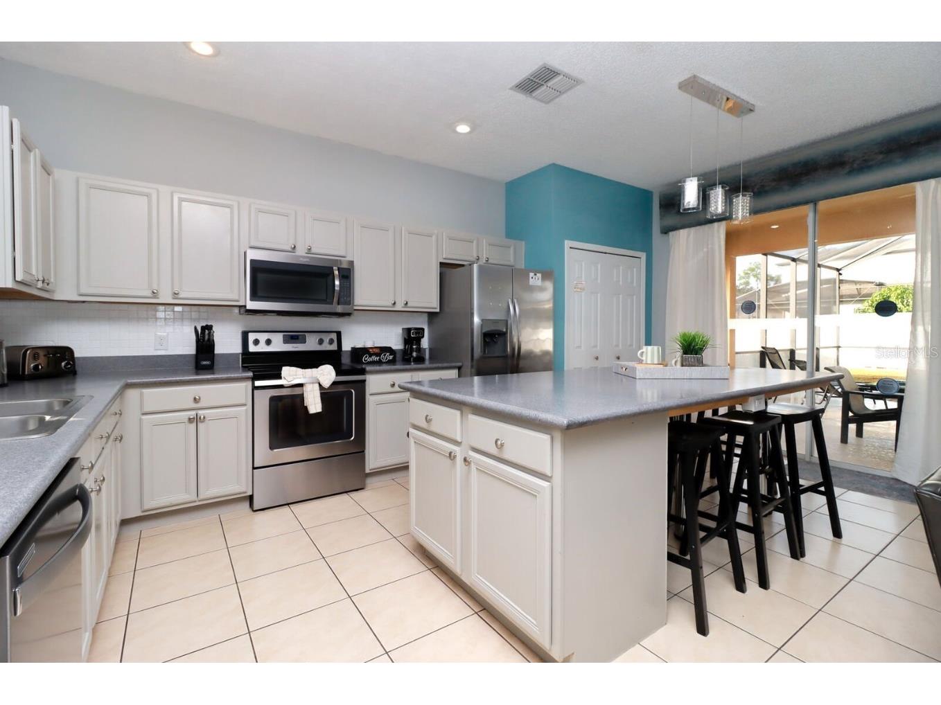 1315 Seasons Boulevard Kissimmee FL 34746 O6400453 image5