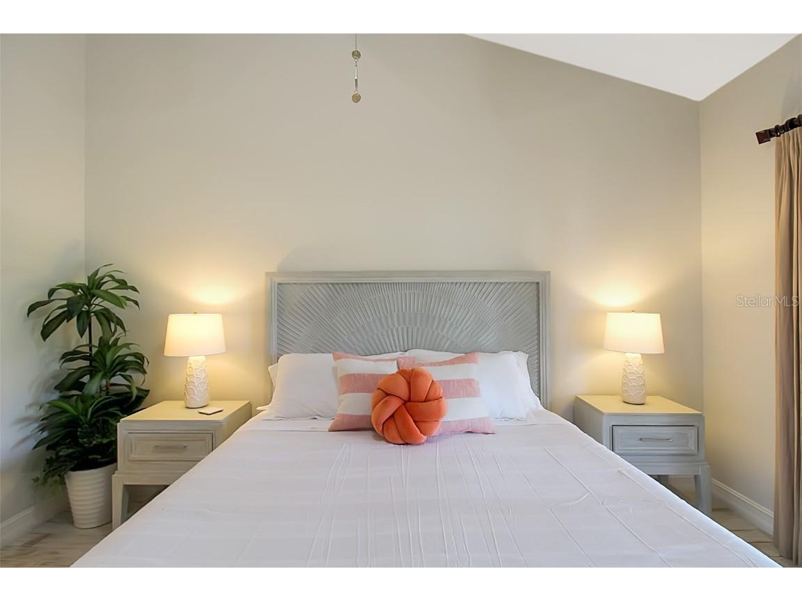 1315 Siesta Bayside Drive #1315B Sarasota FL 34242 A4628842 image29