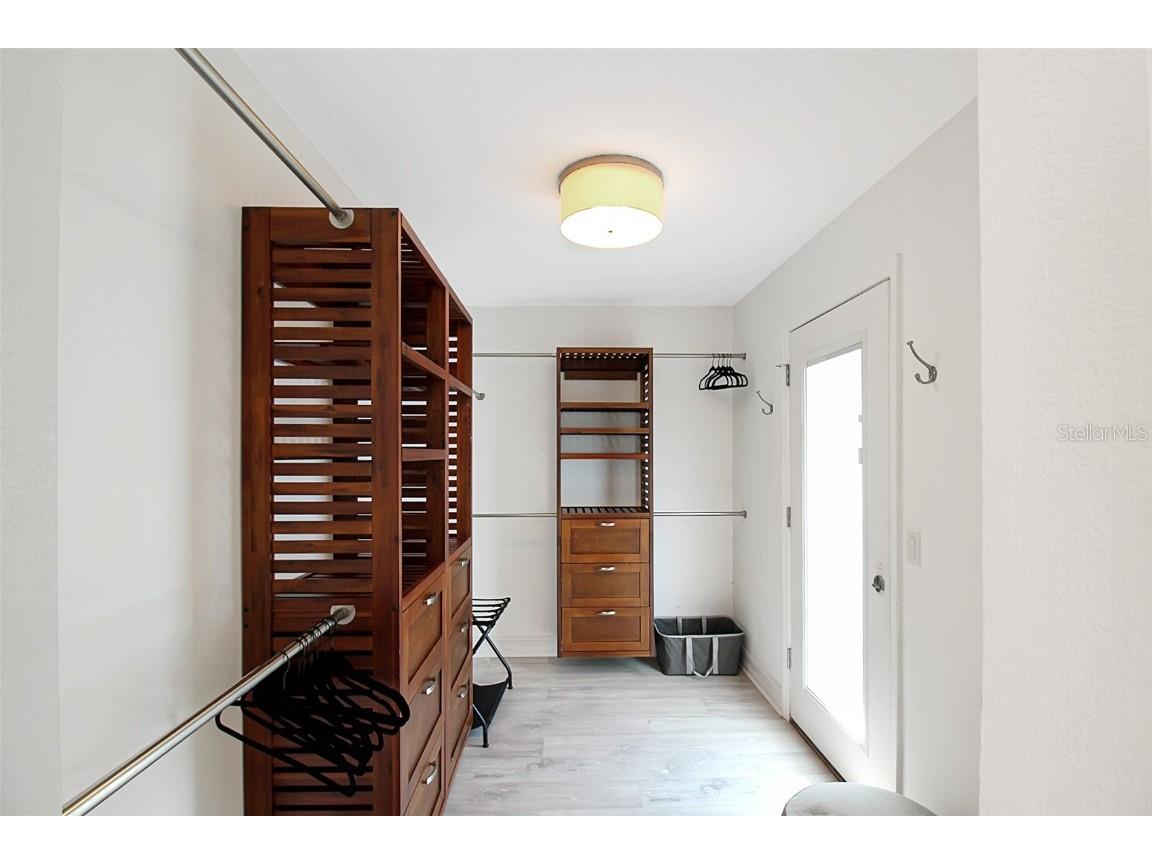 1315 Siesta Bayside Drive #1315B Sarasota FL 34242 A4628842 image48