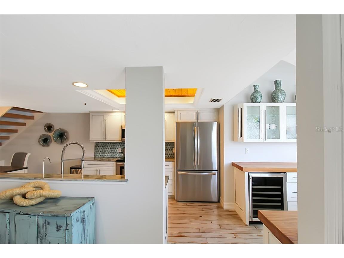 1315 Siesta Bayside Drive #1315B Sarasota FL 34242 A4628842 image7